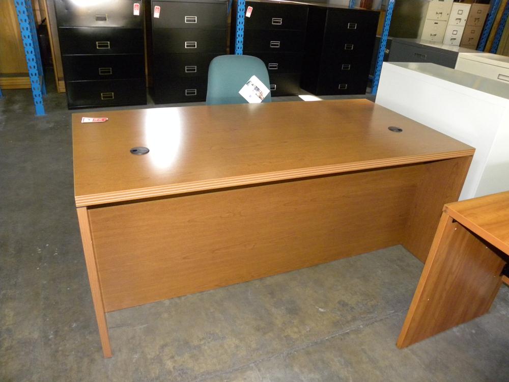 Used Hon Double Pedestal Executive Desk Oak